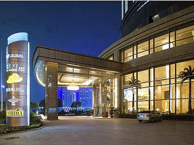 Wuhan Jin Jiang International Hotel Exteriör bild
