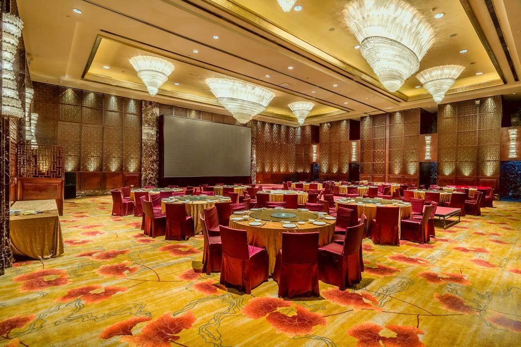 Wuhan Jin Jiang International Hotel Exteriör bild