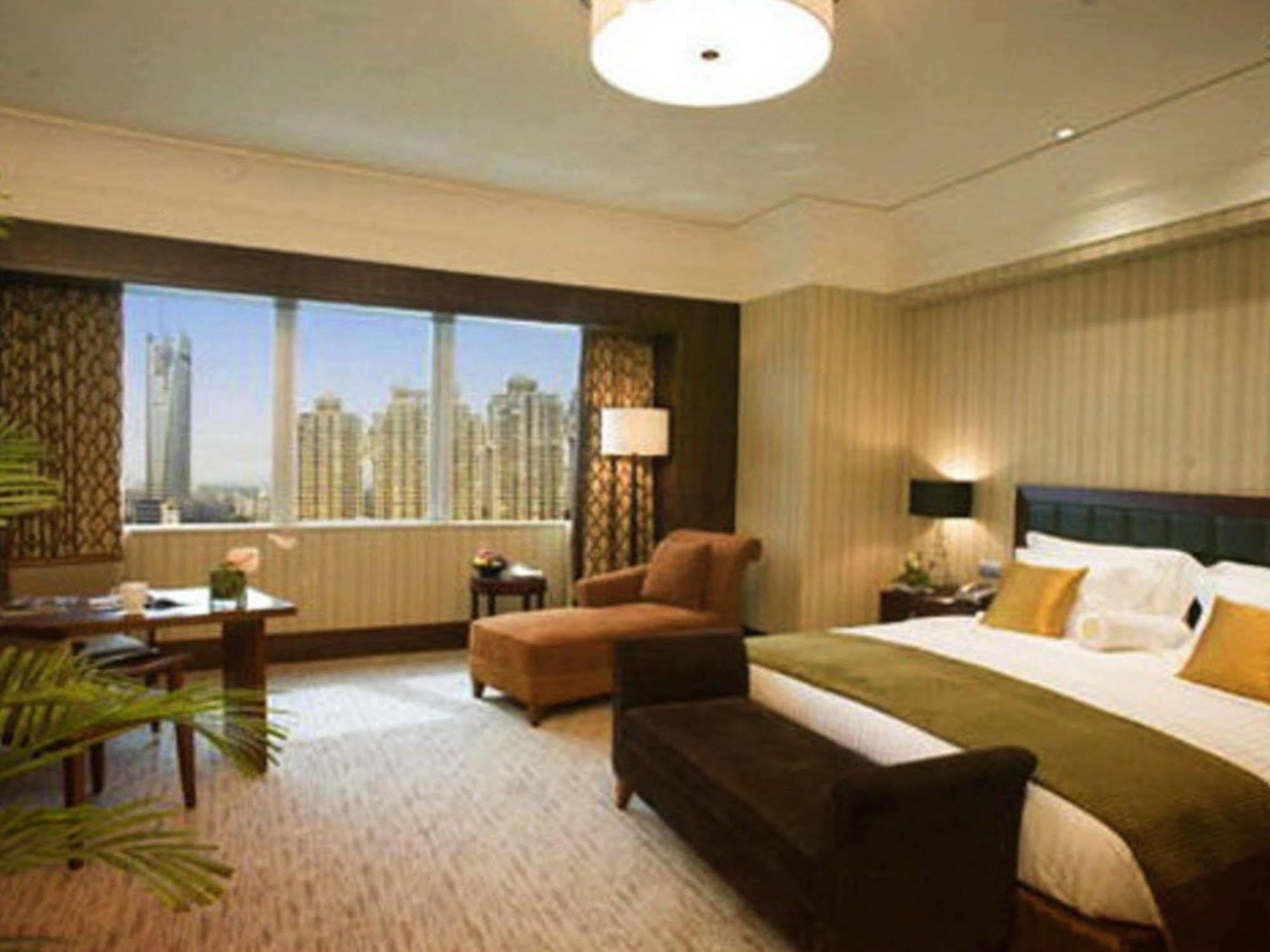 Wuhan Jin Jiang International Hotel Exteriör bild